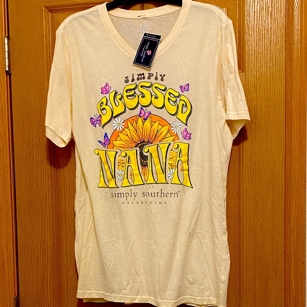 Simply Southern Cream T-Shirt with Yellow and Purple Graphic 60% cotton40%poly